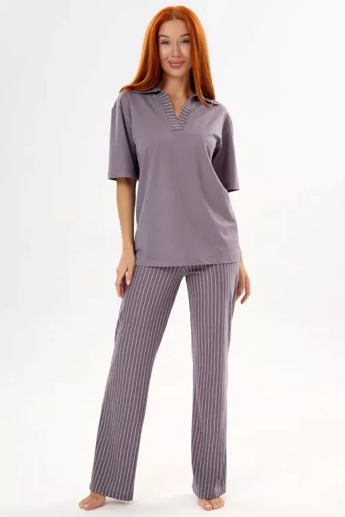 Костюм женский с брюками 677496