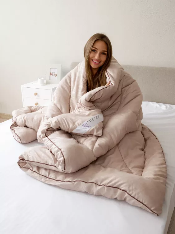 Одеяло "Волшебный сон" верблюжья шерсть микрофибра