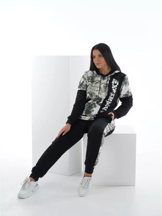 Костюм женский "Стихия" зеленый