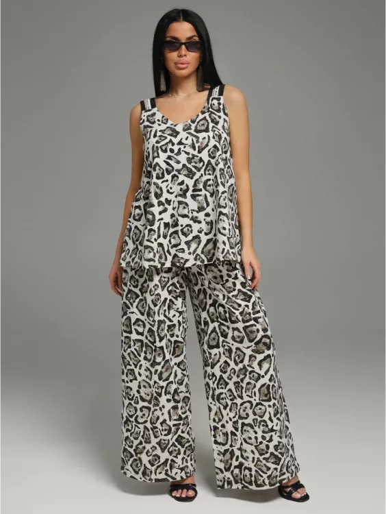 Костюм женский с брюками 718517